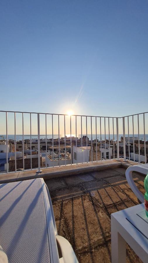 Louis Mary Apartment Галиполи Екстериор снимка